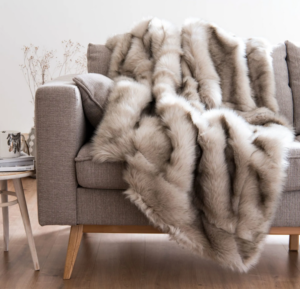Plaid en fausse fourrure