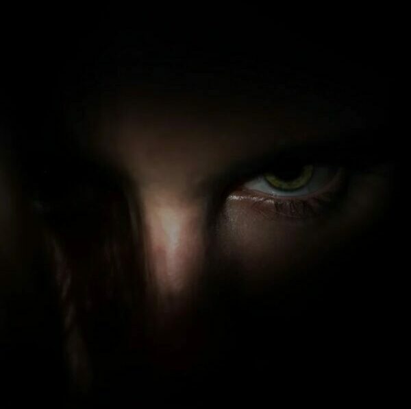 Pourquoi la série « You » est elle délicieusement dérangeante?