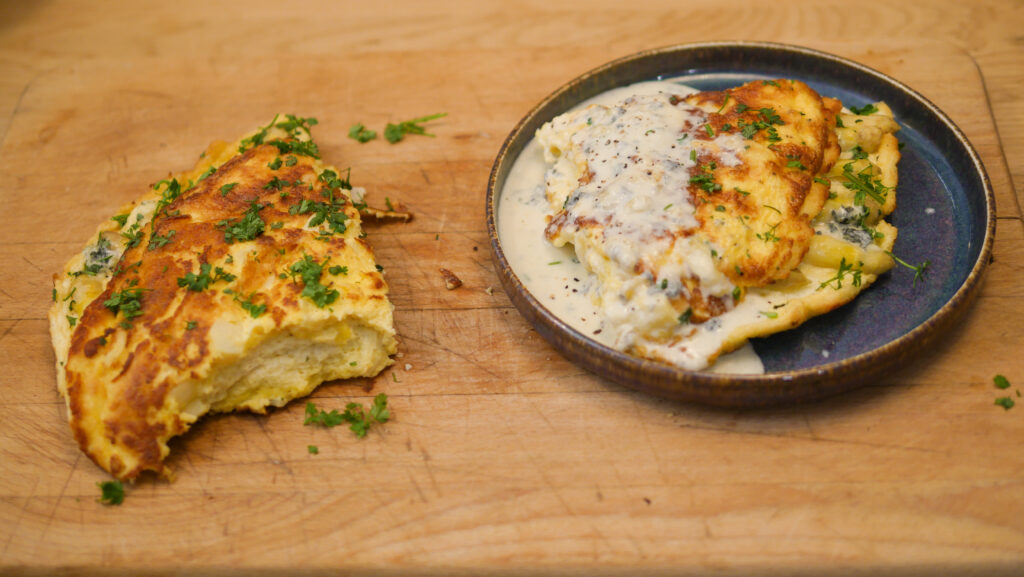 Recette de l’omelette soufflée aux asperges et à la fourme d’Ambert