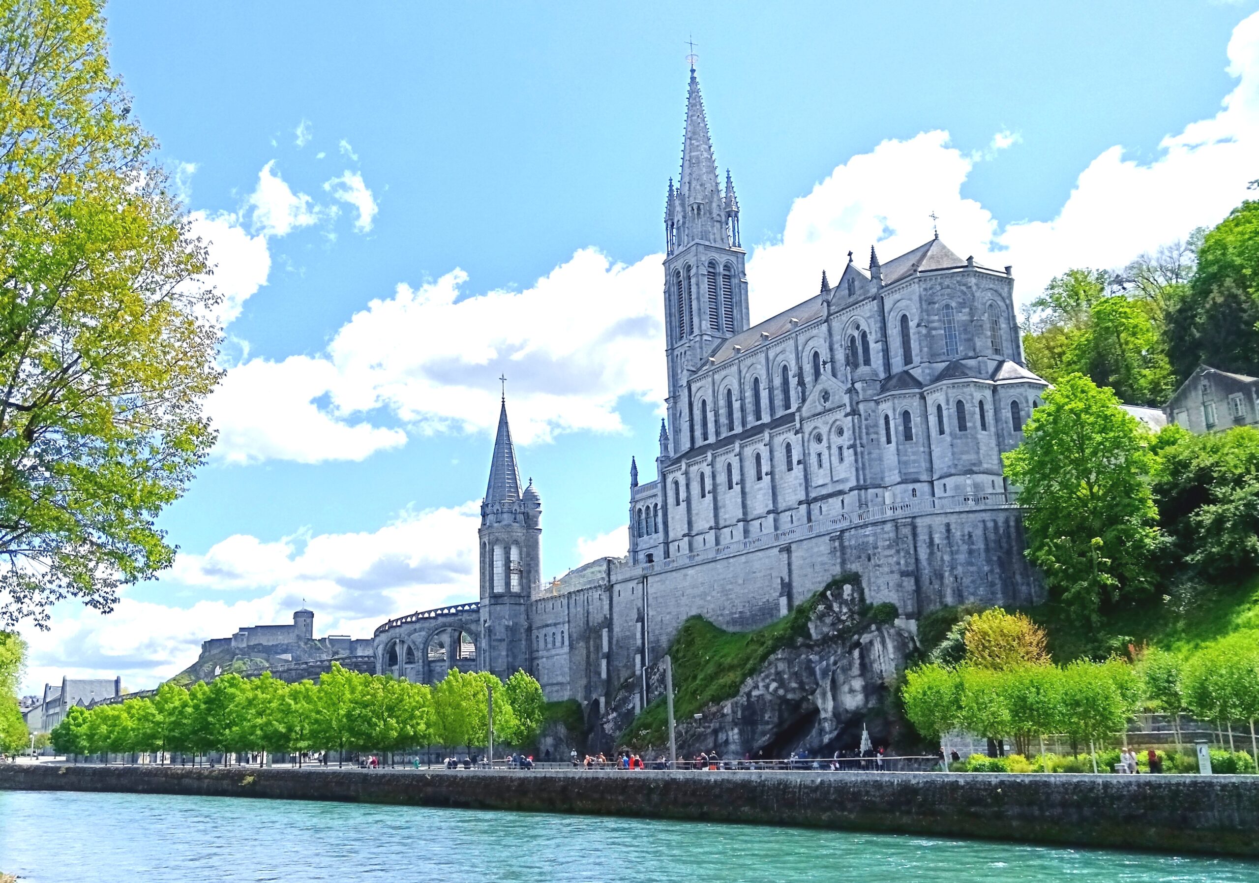 Cap sur Lourdes ! Et même pas croyante…