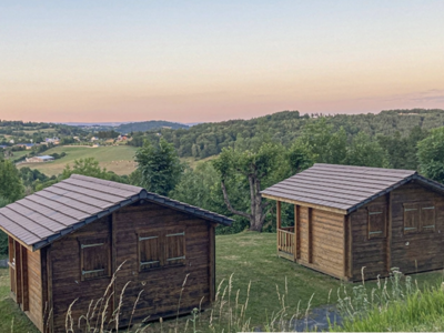 Camping sérendipité 3 étoiles dans le Cantal