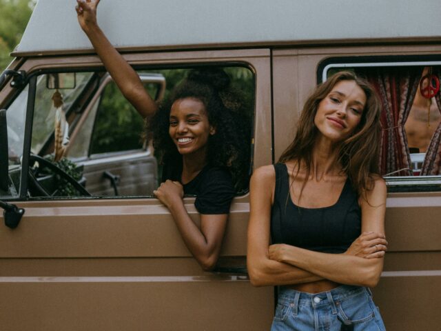 Copines, bivouac et rosé(e)