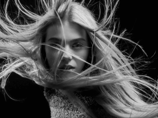 Challenge beauté d’été : 7 jours pour des cheveux brillants et protégés du soleil