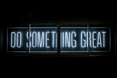 Accomplissement Tops