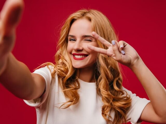 « L&rsquo;art de survivre aux filles » : pourquoi faut-il lire ce manuel de toute urgence ?