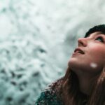 Emerveillement regarder la neige