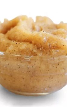 Gommage maison huile, miel et poudre de noyaux d'abricots